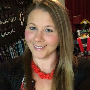 Meet your Posher, Heidi